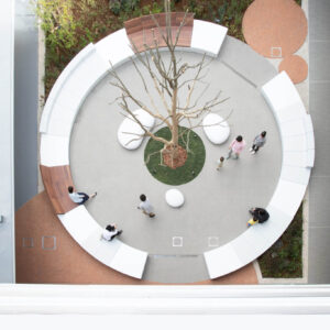 Semi-enclosed concrete Bench